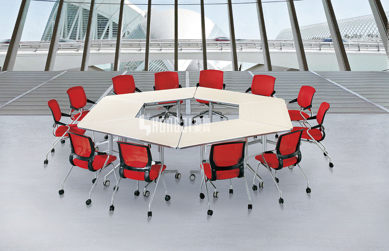Шестиугольный стол для переговоров
